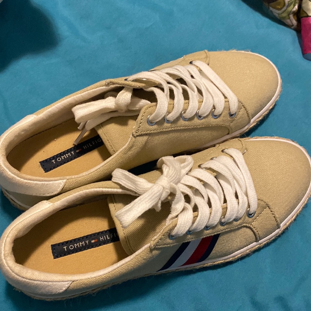 Tommy shoes worn twice